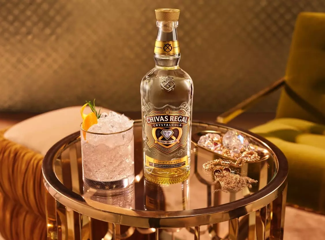Chivas Regal представляет первый прозрачный спиртной напиток