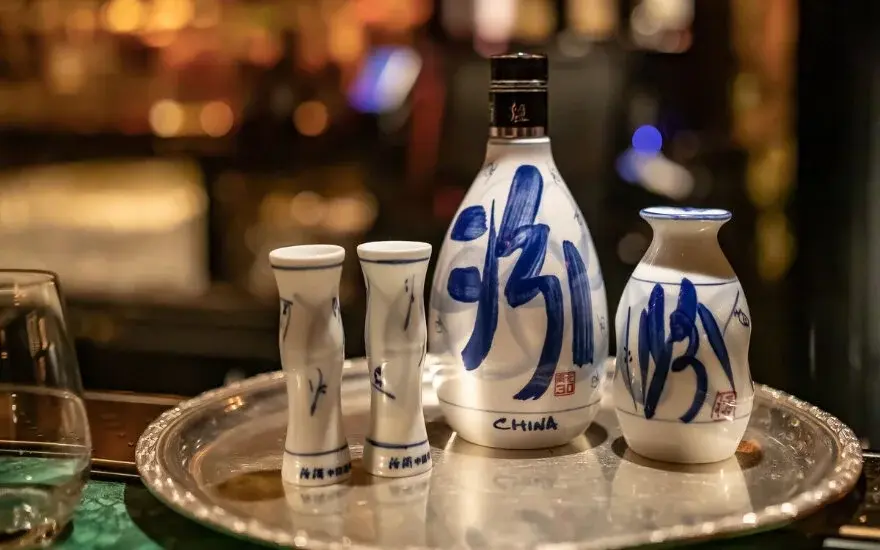 Китайский байцзю Fenjiu появится на полках гипермаркетов «Лента»