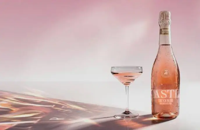 В Asti DOCG добавили в регламент розовые вина