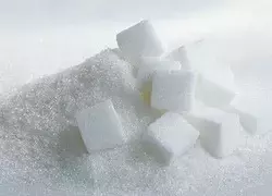 Производителям придется снижать уровень сахара в своей продукци