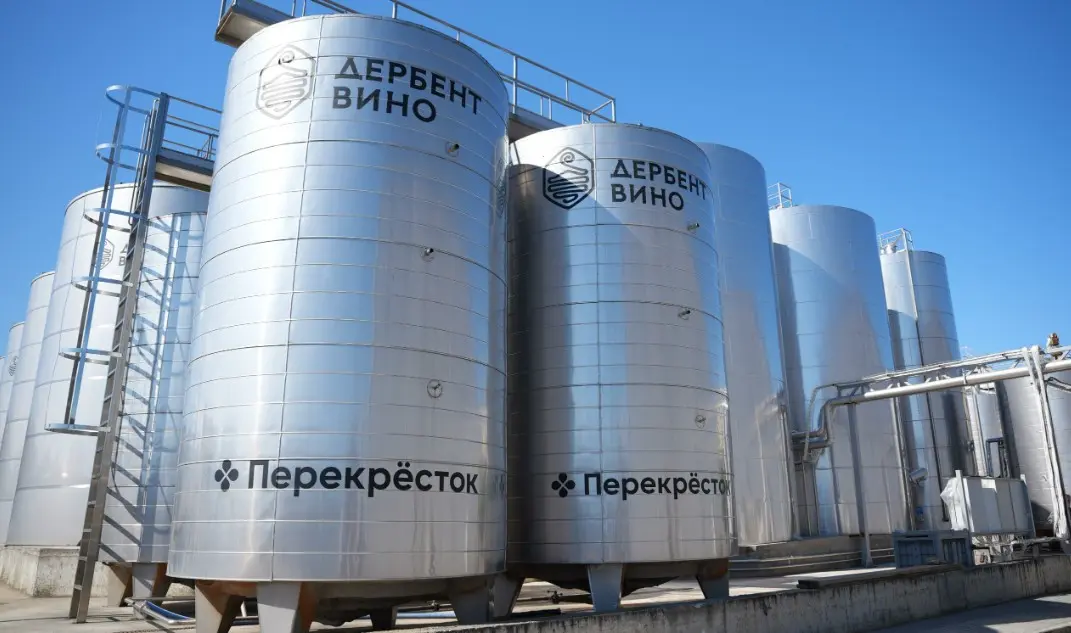 «Перекресток» и «Дербент Вино» запускают эксклюзивную линейку вин