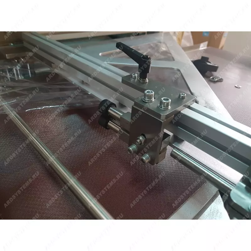 Автоматическая термоусадочная упаковочная машина Magnetic FL-4000